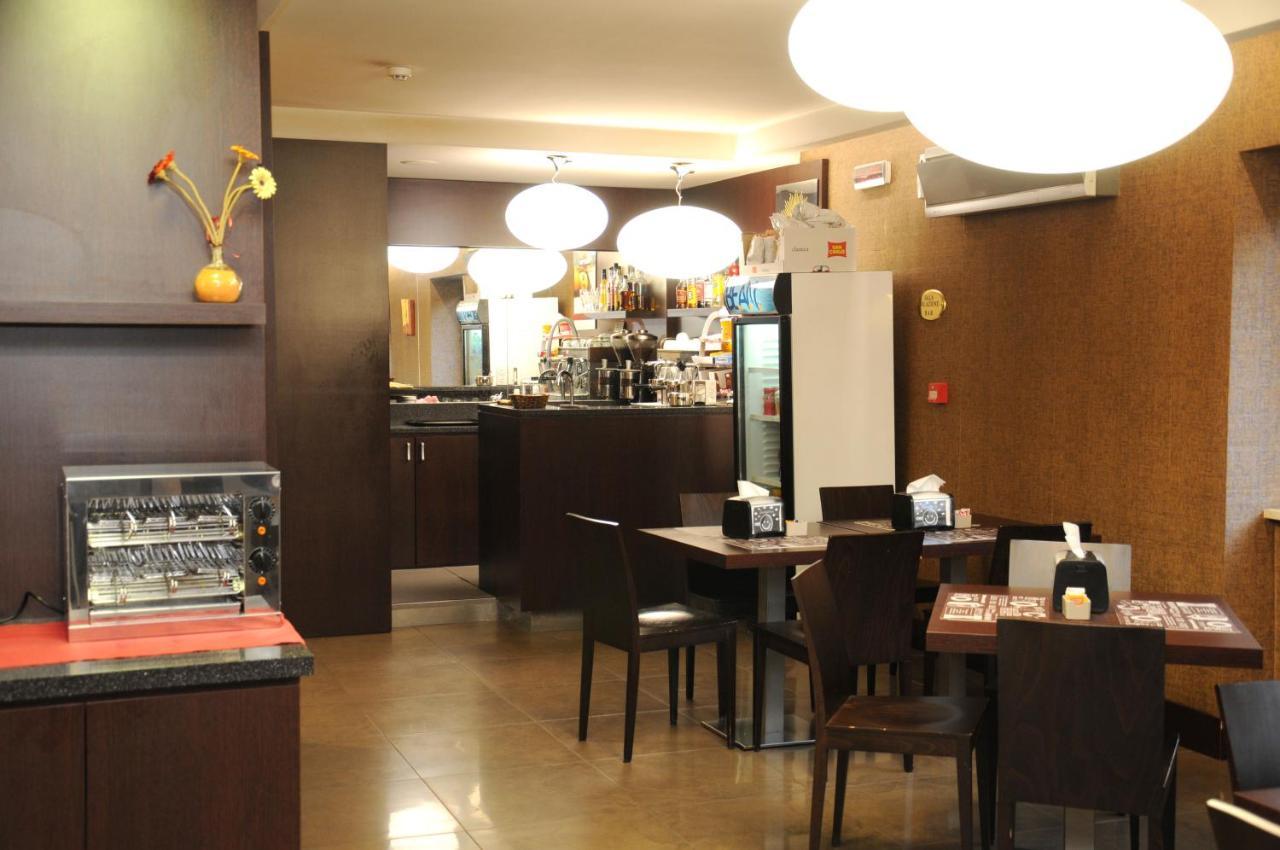 Hotel Fly カゾーリア エクステリア 写真